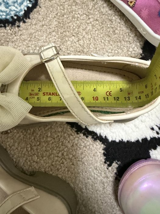 Лот обувки за момиче