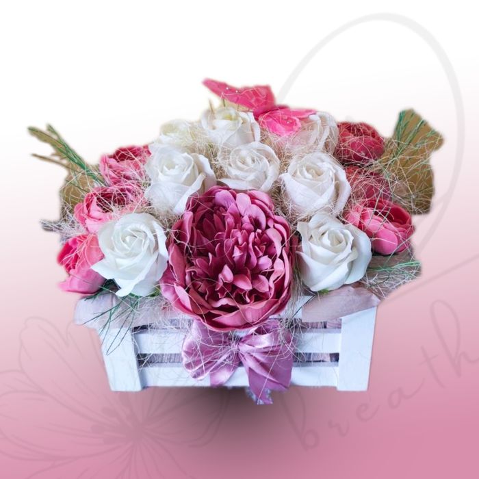 Подаръчна кутия с цветя