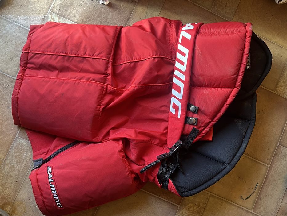 Pantalon de hochei pe gheata