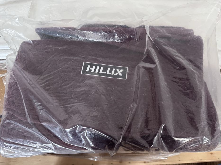 Коврик велюровый летний запечатаный для хайлюкс с 2016 года