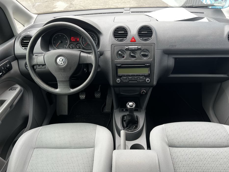 Volkswagen Caddy 2010