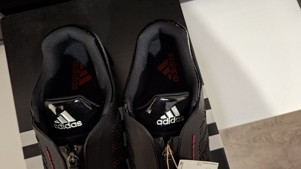Adidas 45.5 оригинални нови