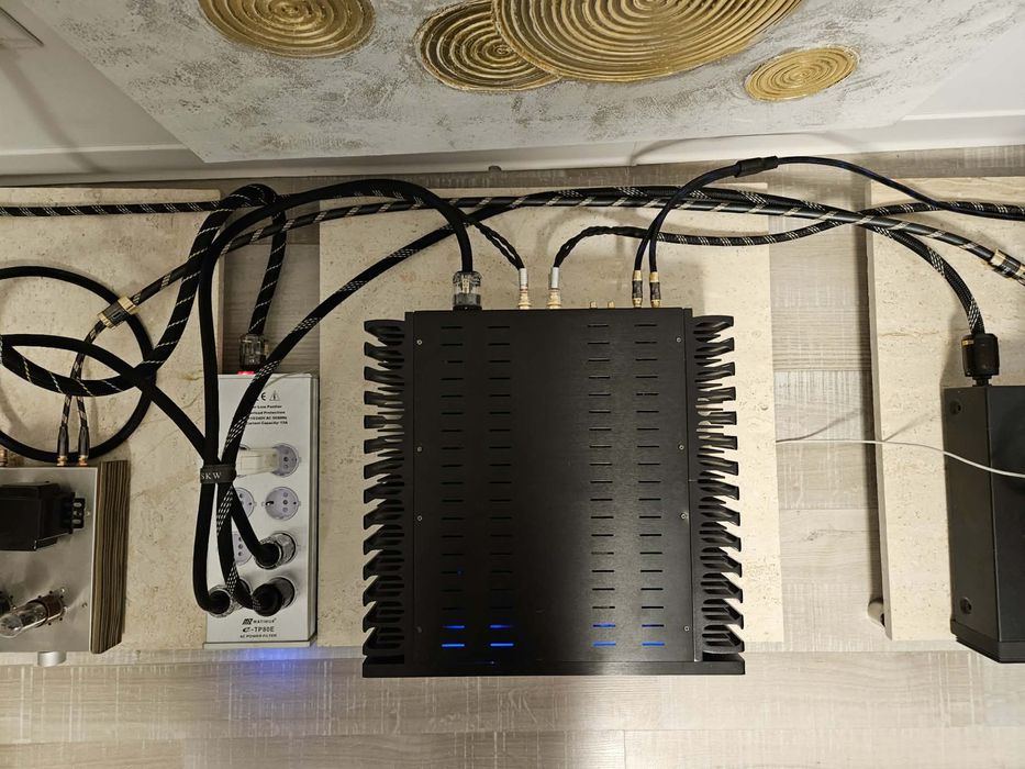 Amplificator Xindak pa-m II cu dac(pure class A)