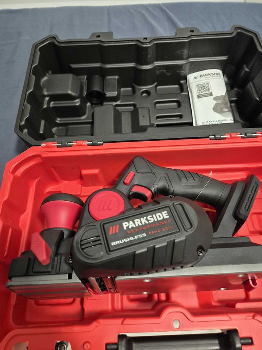 Rindea Parkside Performance pe acumulatori 20V noua cu garantie 5 ani