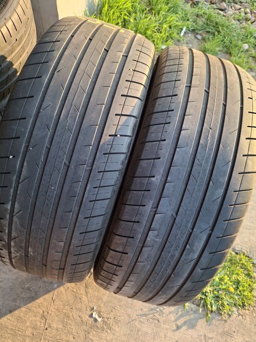 2 Anvelope de vară 225 55 r18 Vredestein