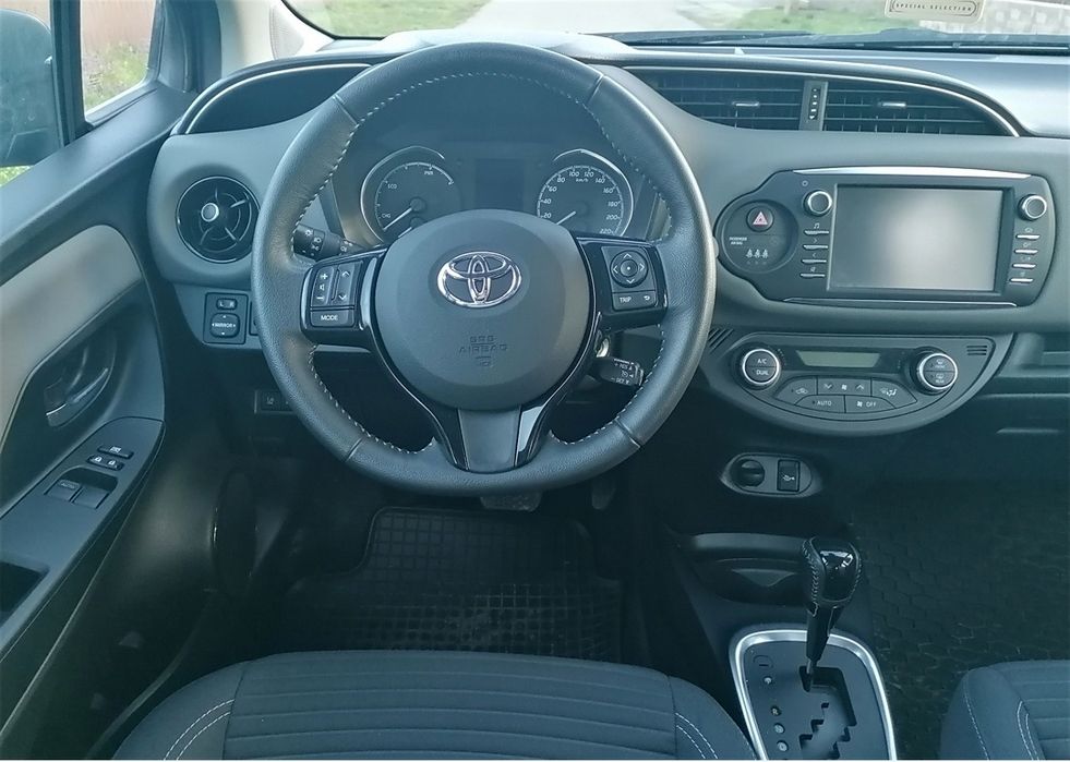 Toyota Yaris Hybrid 2019,automată,motor 1.5 benzină, consum foarte mic,cumpărată de nouă din țară.Carte service. Accept test reprezentanță