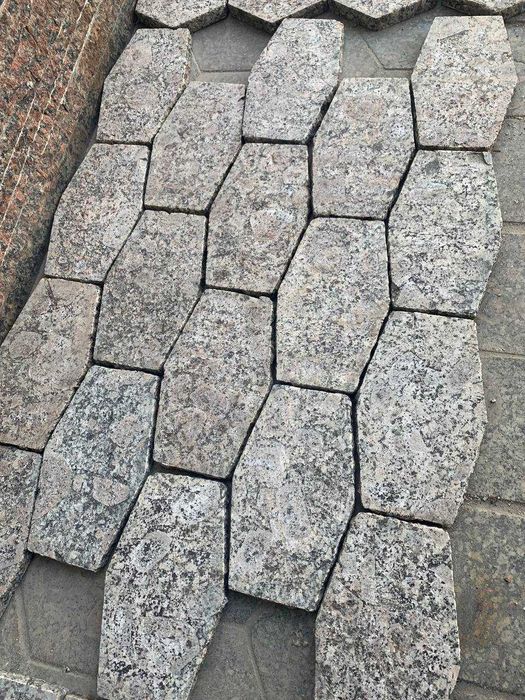 Брусчатки из натурального камня