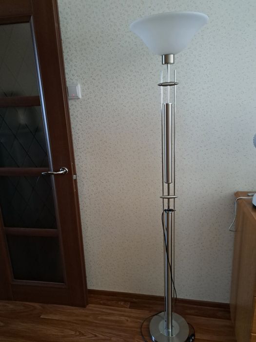 Продам торшер - 35000т