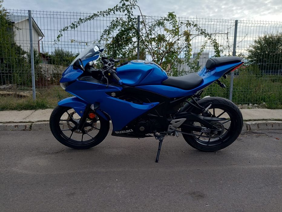 Suzuki gsxr 125 A1