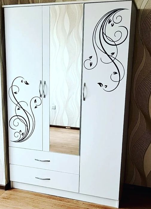 Шкаф продам распашной