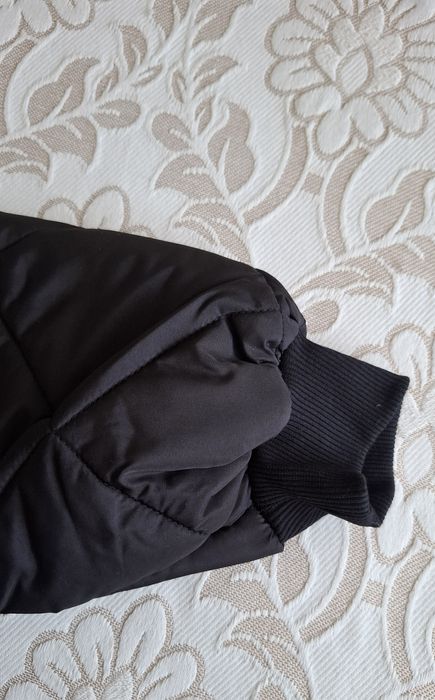 Продам новую куртку