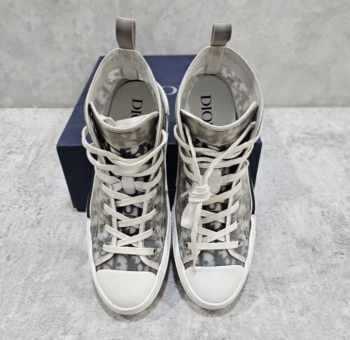 Dior b23 monogram