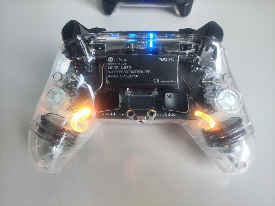 Контролер IINE L977 - hall effect, wireless, bluethoot, RGB, touchpad