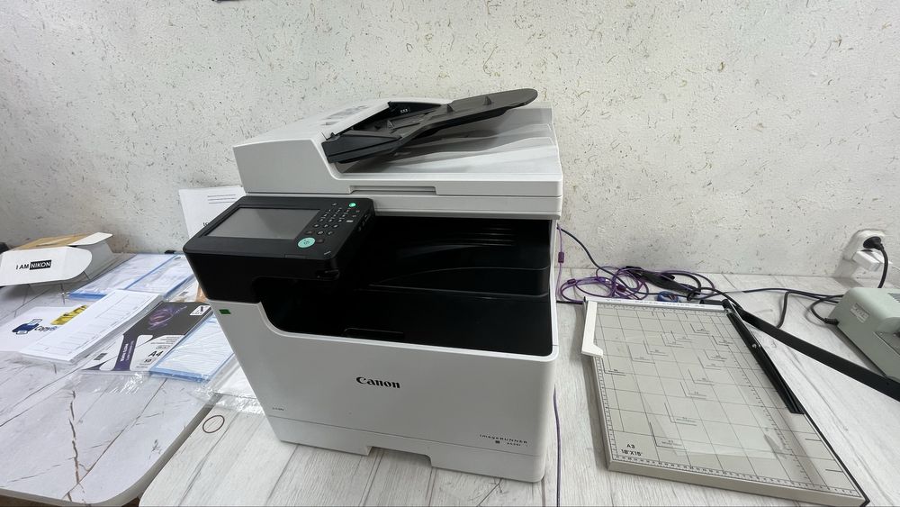 Продается принтер Canoni 2425I