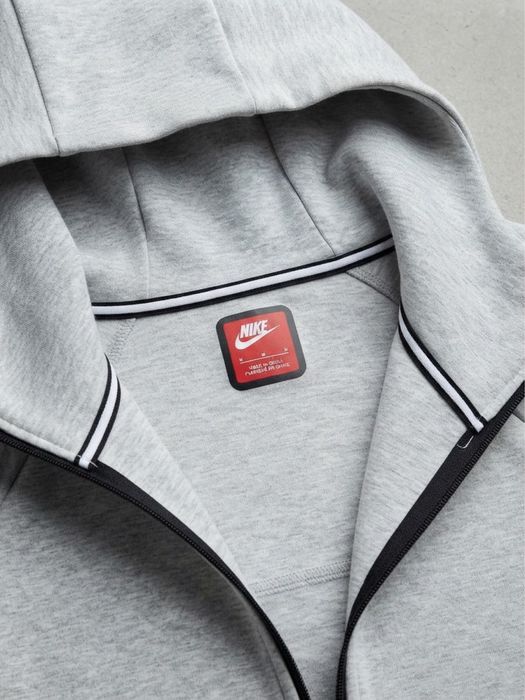 Vand bluza nike tech fleece