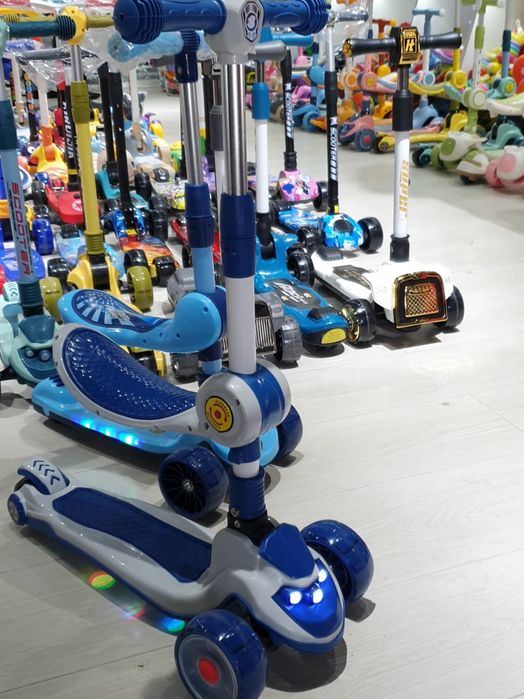 Super skidkada samokatlar