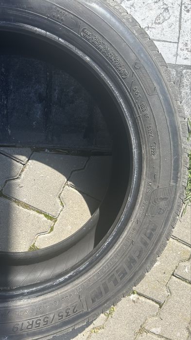 Michelin Defender 19”-235/55/19