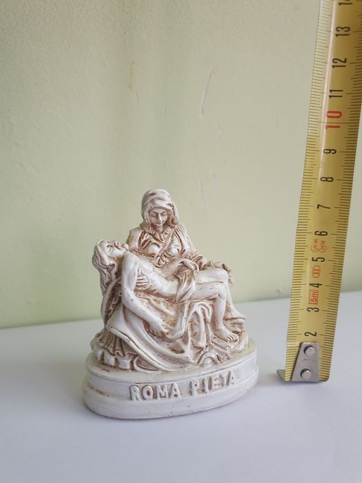 Miniatura italiana Pieta de Michelangelo ca noua