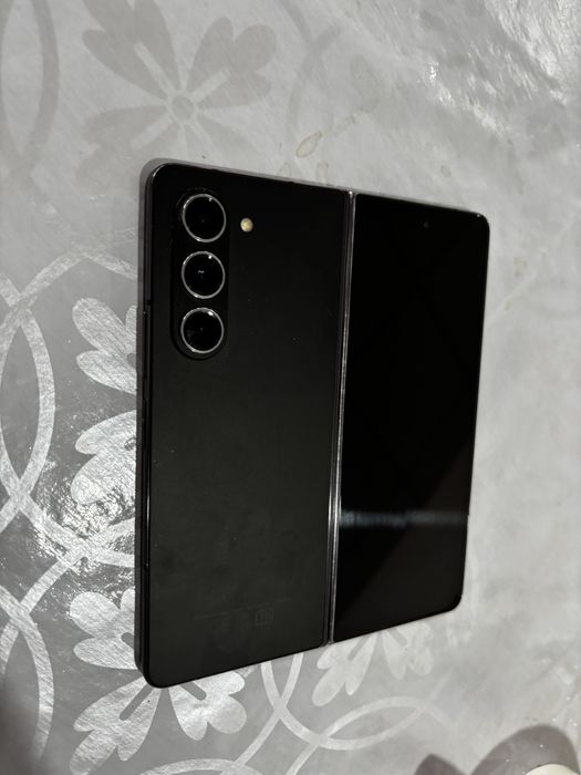 Samsung zet fold 5 смартфон