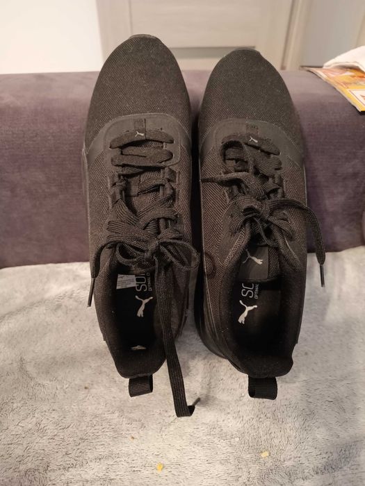 Vând DVD.uri dozator de apa cauciucuri debica 195.65.r15  adidasi puma