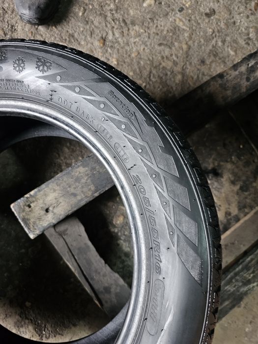 2 anvelope iarna 205 55 16 Nexen