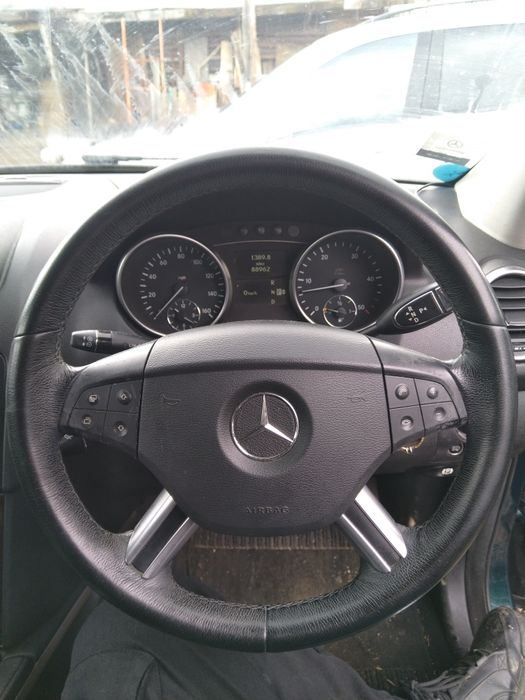 На части ! ML W164 320 CDI 89 000 мили