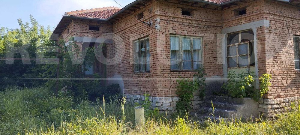 Къща с. Изворово!