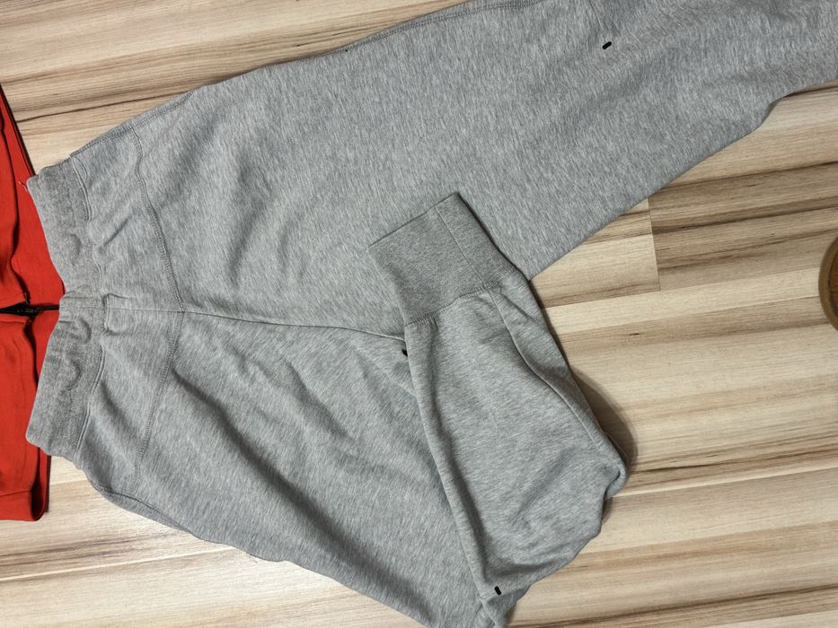 Nike Tech Fleece дамски анцуг