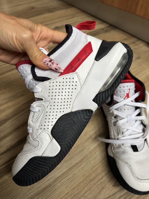 Оригинални маратонки JORDAN STAY LOYAL 2! 40