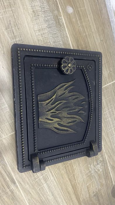 Продам дверь от печки