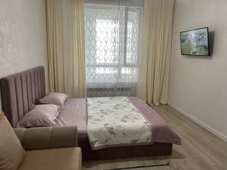 Левый берег. Медцентры. Хан шатыр