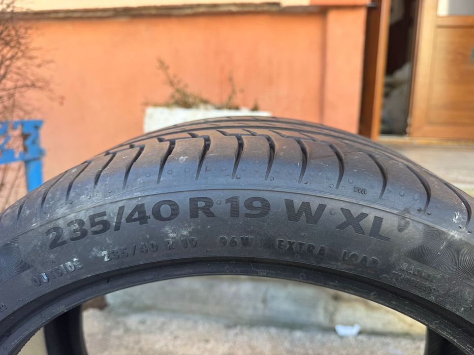 235/40/19  continental cauciucuri de vara