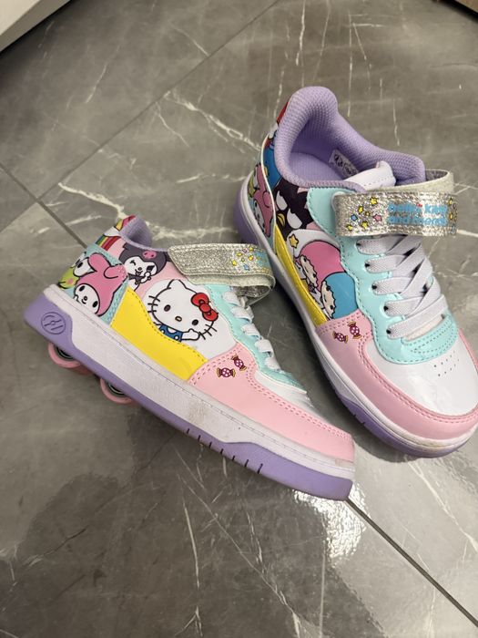 Tenisi cu role marimea 32