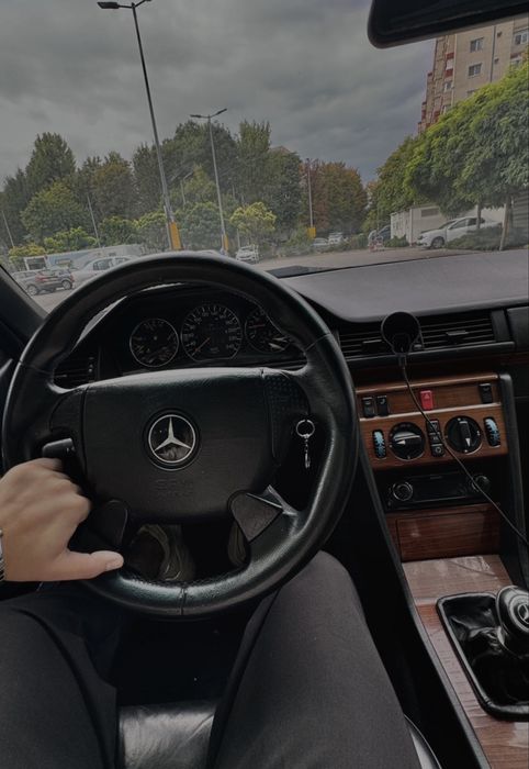 Vand/Schimb Mercedes e coupe W124 Facelift 1995 2.2 150 cp/Variante