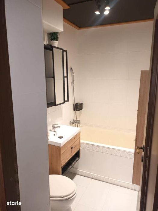 Apartament cu 2 camere, 45 mp, zona Centru
