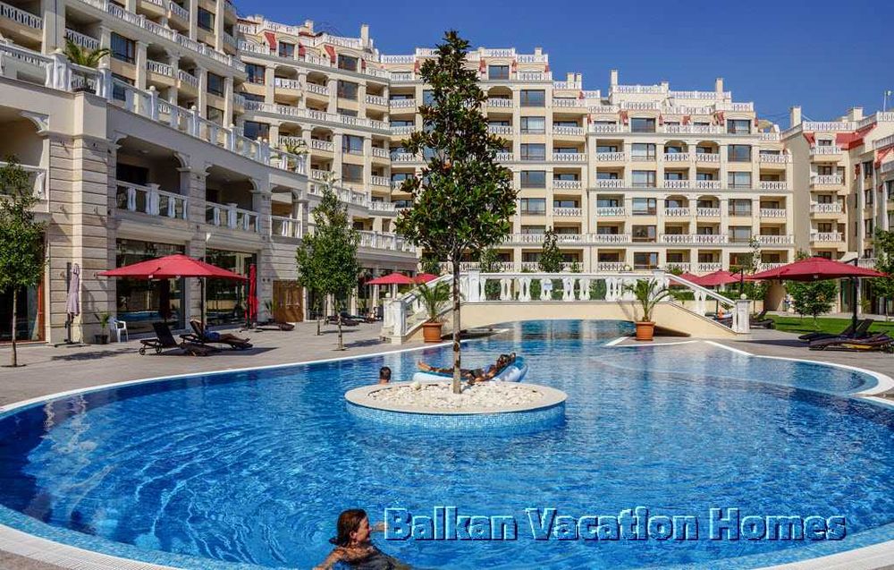Тристаен апартамент с морска гледка във Varna Southbay Residence
