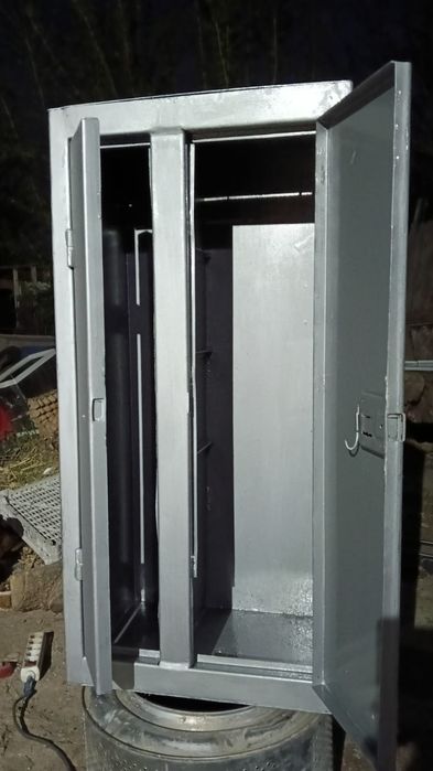 Продам сейф огнеупорный