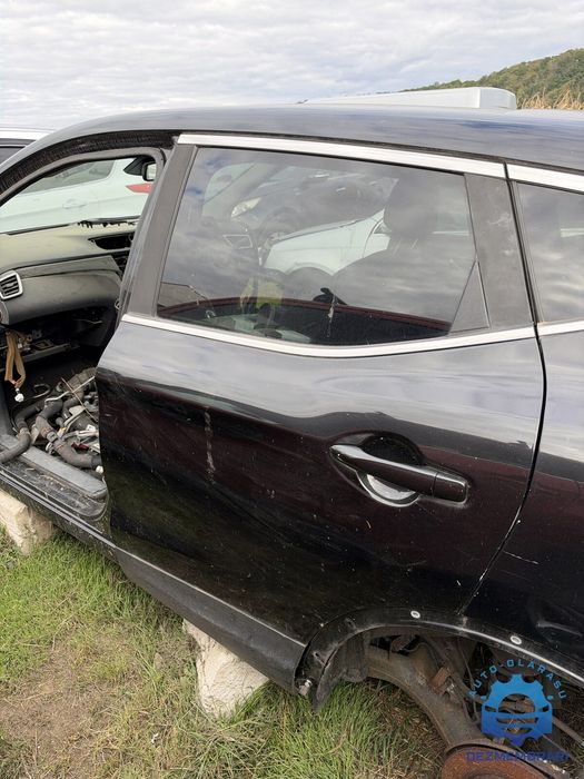 Usa / Portiera stanga spate Nissan Qashqai 2014-2017 J11 2016