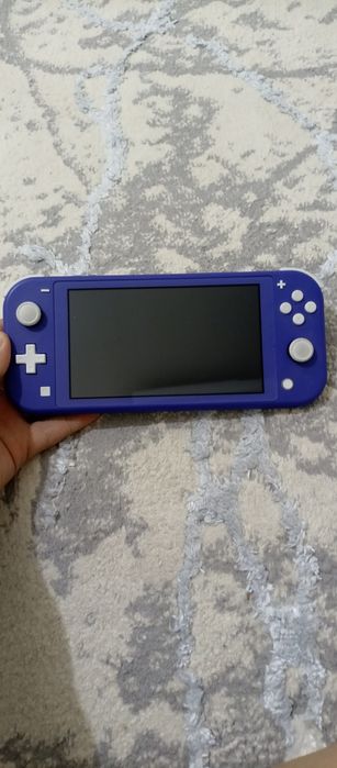 Nintendo switch lite blue