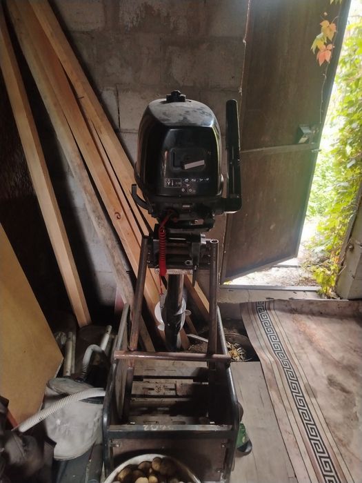 Продам лодочный мотор