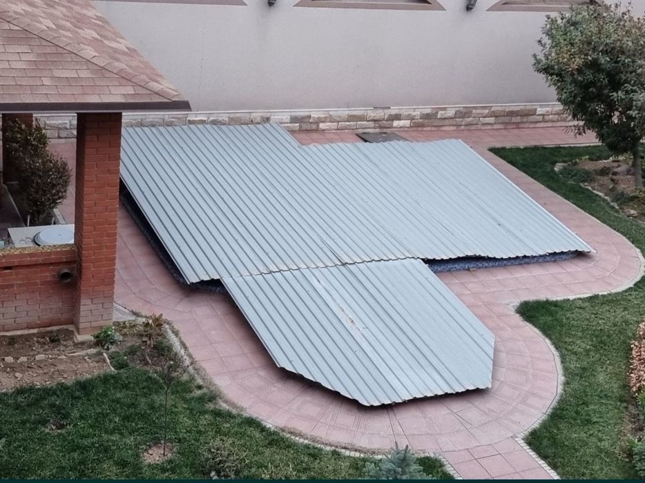 Профнастил от бассейна