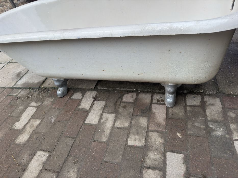 Vană veche stare bună