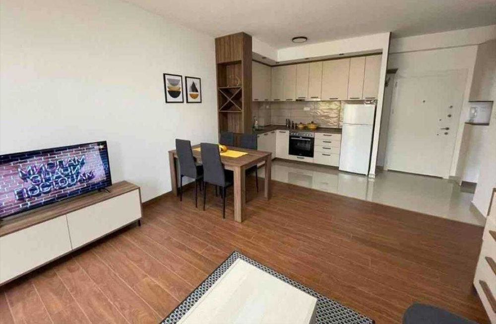 Дава се под наем Двустаен апартамент в Бургас, Славейков - 57 кв.м за 204 € - Снимка #3