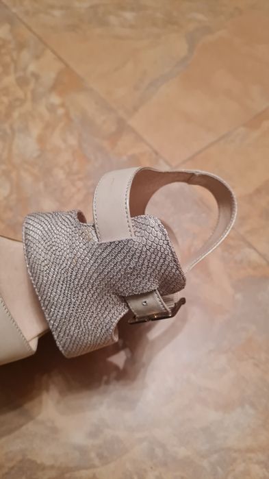 Sandale din piele naturala 36