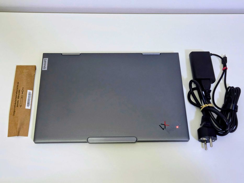 Lenovo ThinkPad X1 Yoga Gen 10 2-in-1 garanție 3 ANI