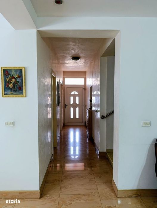 Casa 7 Camere 3 bai zona Fratelia Musicescu 430.000 euro