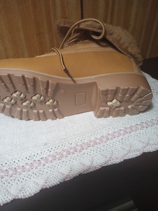 Дамски боти- ботуши