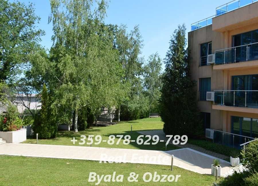 Продава се Тристаен апартамент в Обзор - 225 кв.м за 400 €/кв.м - Снимка #2