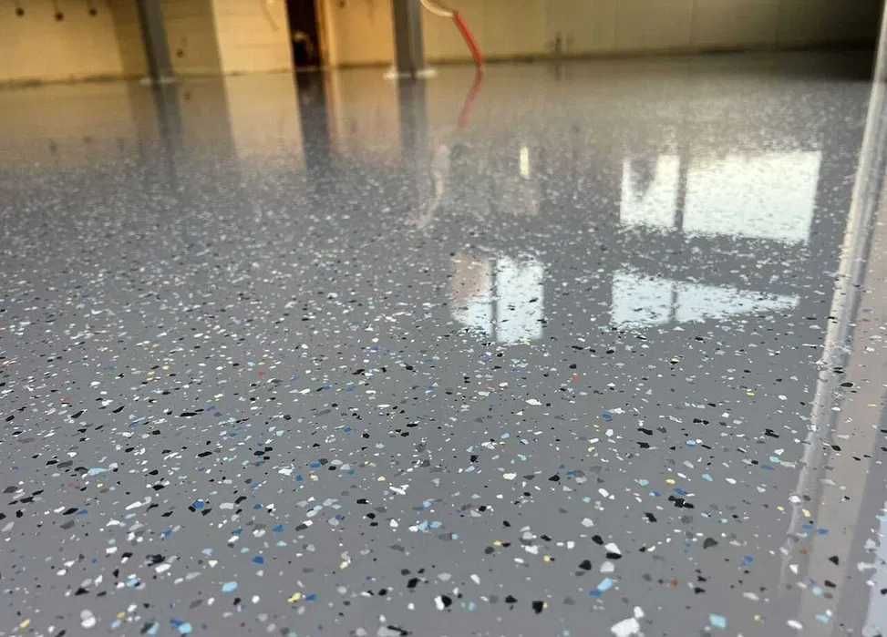Наливной эпоксидный пол / Полимер - склад, дом, школа, завод, больница