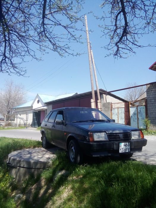 Лада 2109 в хорошем состоянии